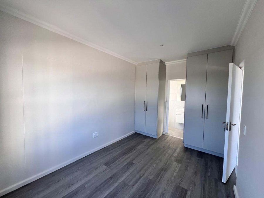 2 Bedroom Property for Sale in Table View Western Cape